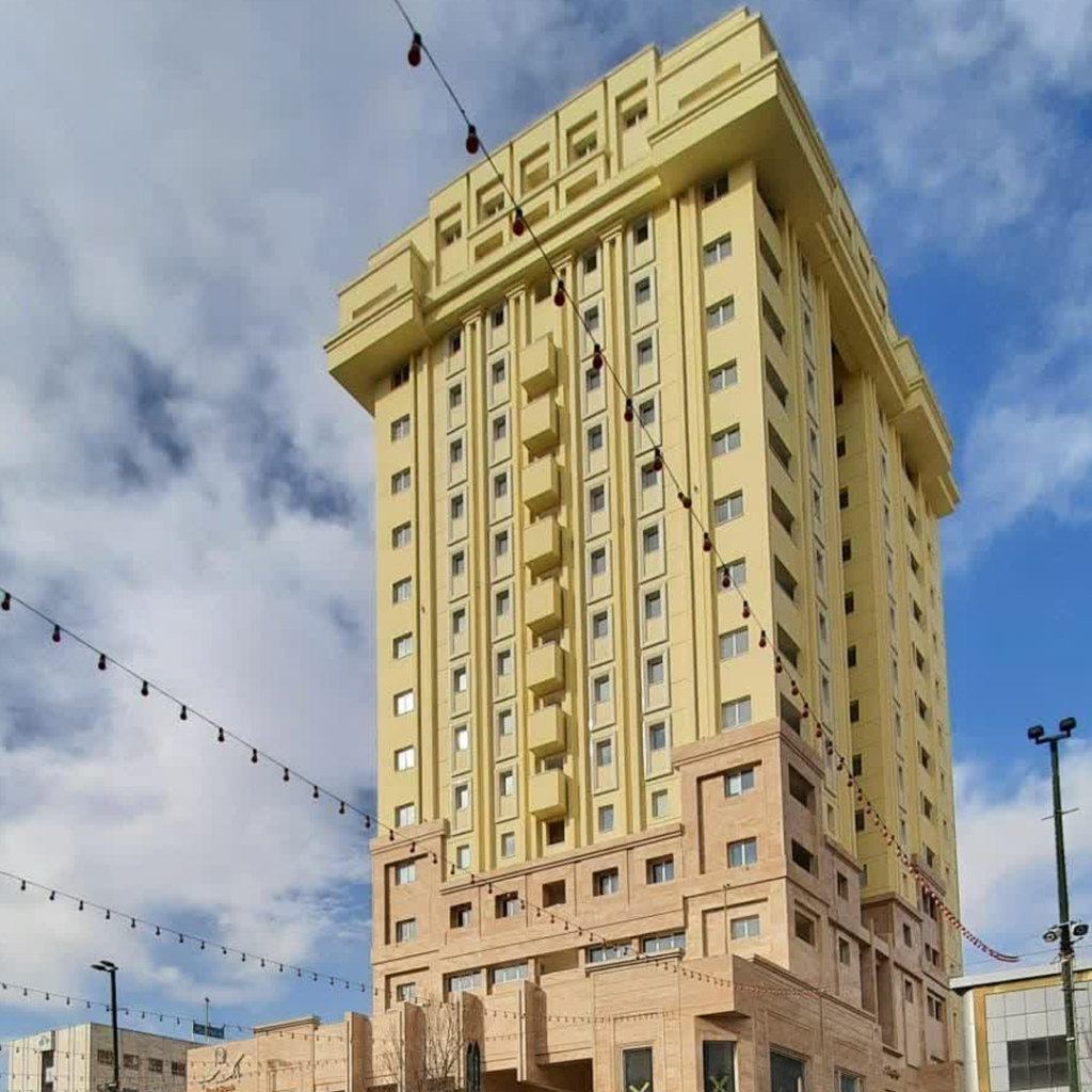 مجتمع بزرگ فرهنگی اقامتی امام رضا(خانه هوشمند باستک)