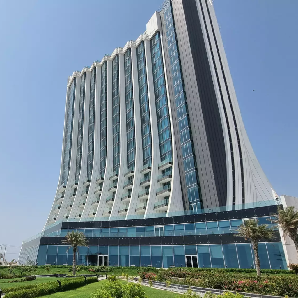 هتل آریا کیش(خانه هوشمند باستک)